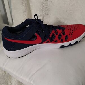Nike Train Speed 4 AMP NFL New England Patriots Sz 11.5